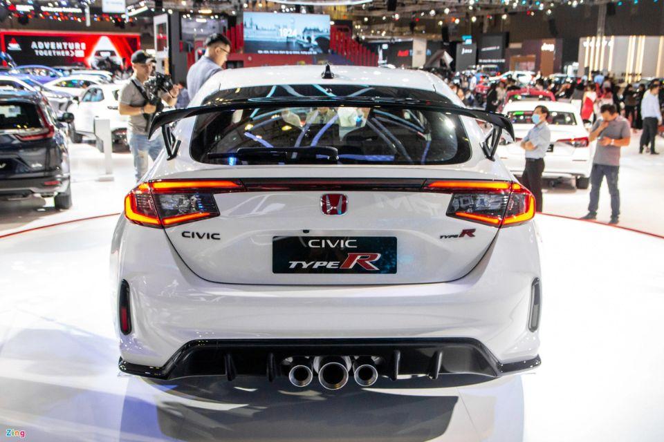 ngoai-that-honda-civic-type-r-10