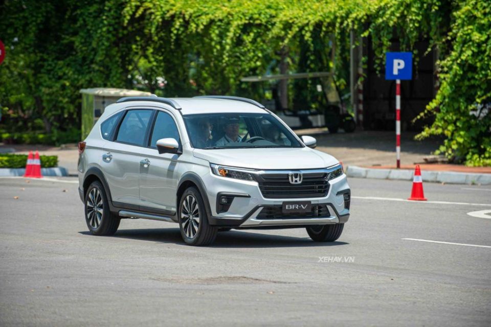 van-hanh-honda-br-v-2023