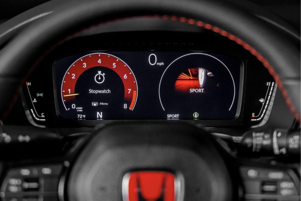 van-hanh-honda-civic-type-r-6