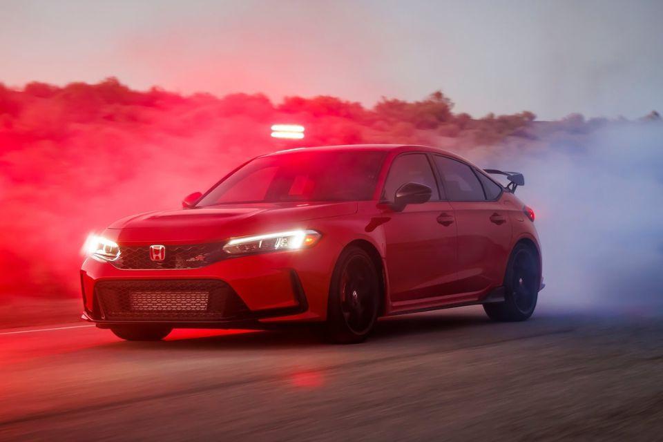 van-hanh-honda-civic-type-r